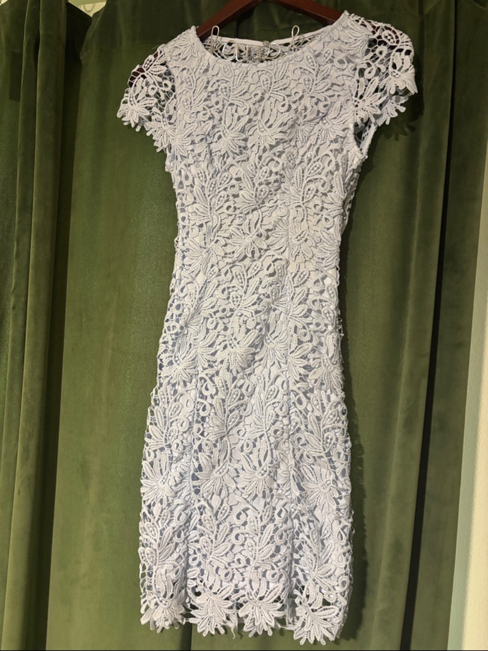 Lulu's Pale Blue Lace Backless Dress with Cap Sleeves NWOT